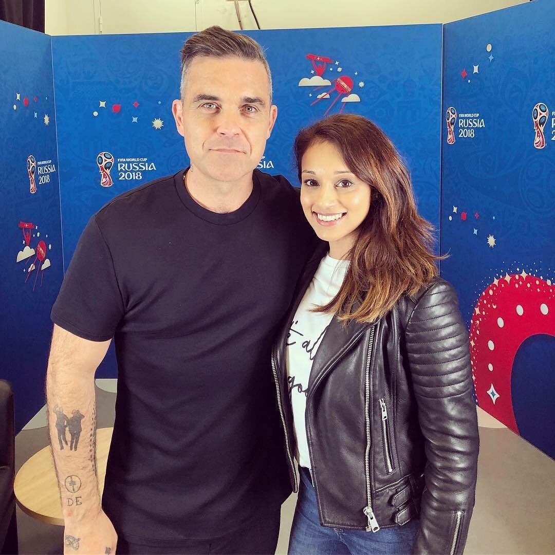 https://www.robbiewilliamslive.com/images/gallery/television/2018-06-12-interview-tass-moscou/2018-06-12-interview-tass-moscou-8.jpg