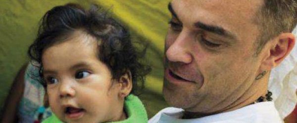 Hello : Premières Photos