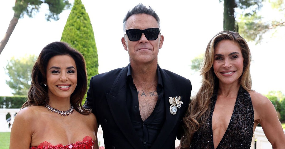 Robbie et Ayda rayonnent à l’hôtel du Cap